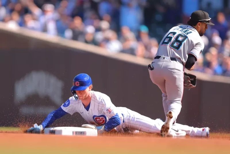 Pete Crow-Armstrong entra al club 40-40 con los Cachorros ante los Marlins