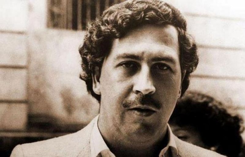 Demuelen casa de Pablo Escobar en Medellín que supuestamente se usaba para “satanismo”
