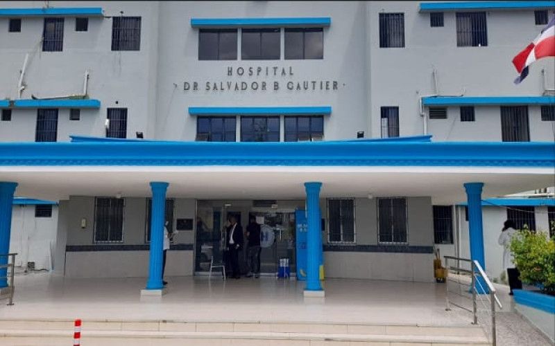 Director del SNS: “No es posible seguir poniendo parches” en el Hospital Salvador B. Gautier