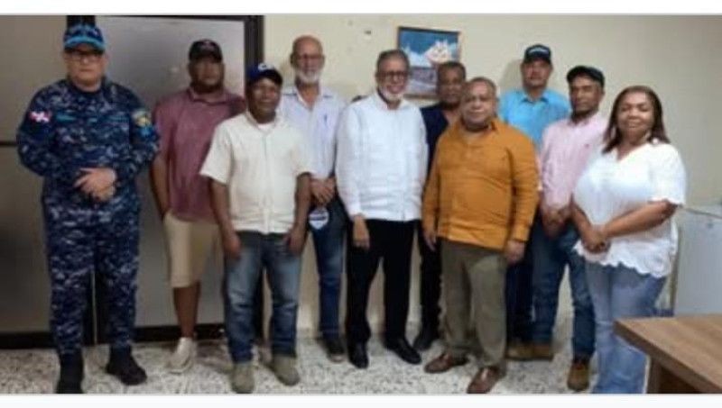 Gobierno acuerda pagar en 15 días deuda con productores y tractoristas agrícolas de San Juan