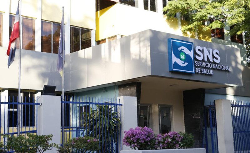 Ante exigencias del CMD, SNS destaca designación de más de 20 mil médicos en seis años