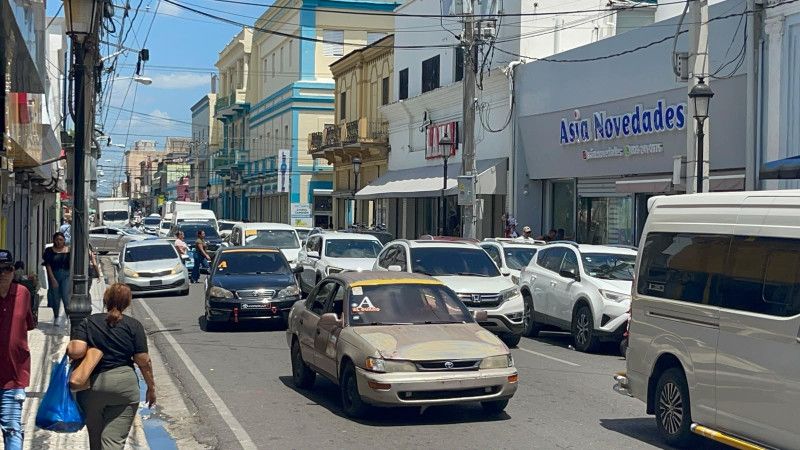 PUCMM advierte desigualdades en el acceso al transporte público de Santiago PUCMM advierte desigualdades en el acceso al transporte público de Santiago