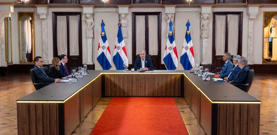 Abinader: Subsidios en combustibles se podrían proyectar en RD$40,000 MM al finalizar 2026