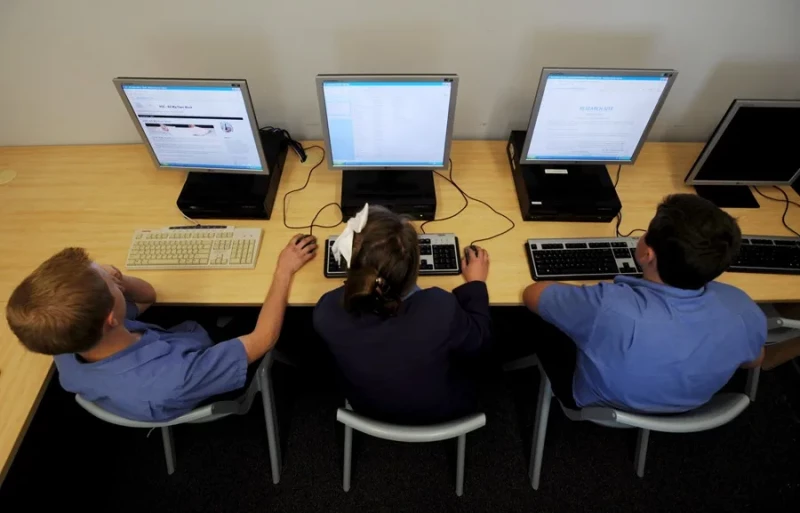 Neurólogos y expertos consideran urgente no utilizar pantallas hasta los 6 años en escuelas