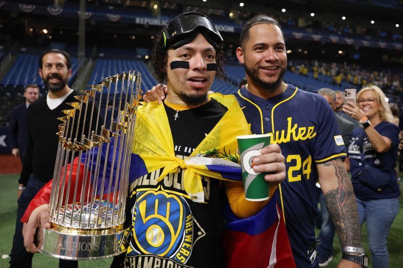 William y Willson Contreras escriben un capítulo familiar en la historia de las Mayores