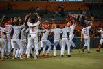 Toros sacan los bates para remontar ante las Águilas