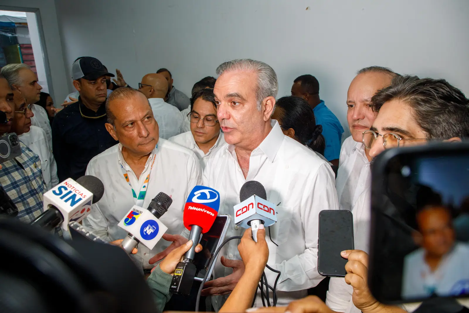Presidente Abinader destaca éxito de Expo Cibao como plataforma para impulsar los negocios en el Cibao Presidente Abinader destaca éxito de Expo Cibao como plataforma para impulsar los negocios en el Cibao