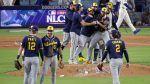 Cerveceros barren a Dodgers y avanzan a la Serie Mundial por primera vez desde 1982