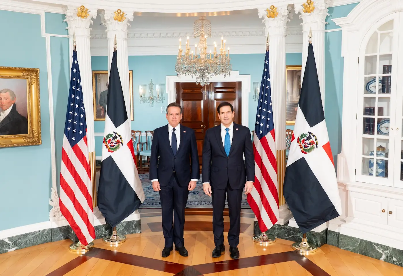 Canciller Bisonó y secretario de Estado Marco Rubio repasan agenda bilateral entre RD y Estados Unidos Canciller Bisonó y secretario de Estado Marco Rubio repasan agenda bilateral entre RD y Estados Unidos