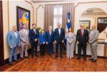 Abinader recibe a directiva de ADORA previo al centenario de la radio dominicana